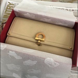 Salvatore Ferragamo leather wallet